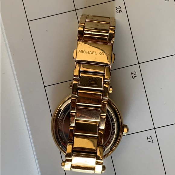 Michael Kors Watch Gold - Picture 4 of 4